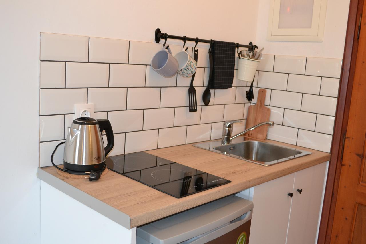 Iliana Studios Mpenitses Eksteriør billede